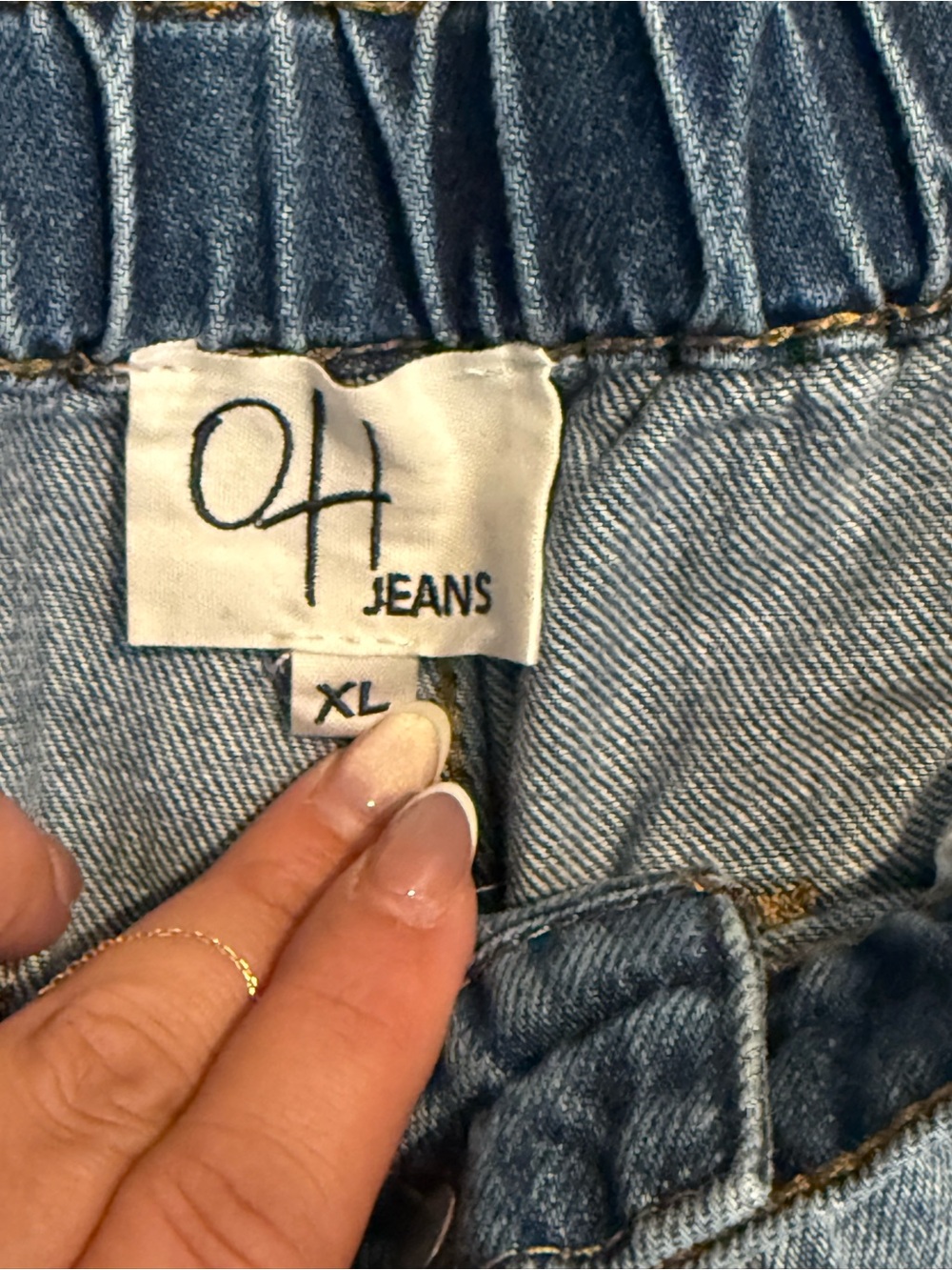 Oli & Hali Light Blue Cropped Jeans with Red Floral Embroidery - Picture 2 of 3